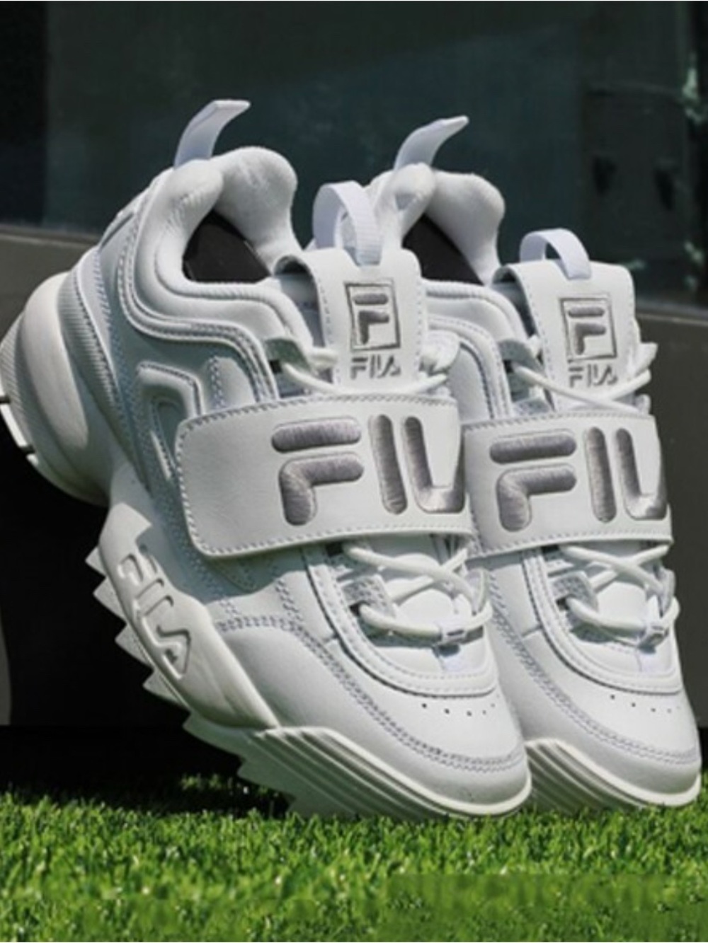 [5XM00807-103] Womens Fila Disruptor II Applique